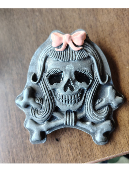 heavy metal Accessories - Vintage Y2K Heavy Metal Buckle Girl Skull Crossbones Pink Bow Goth Punk